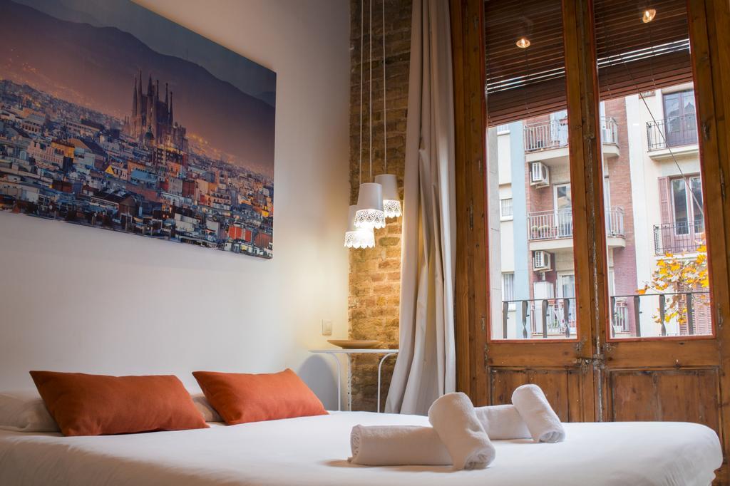 Happy People Sagrada Familia Apartments Barcelona Exteriér fotografie